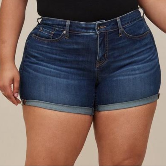 torrid Pants - Torrid Super Soft Mid-Rise Denim Jeans Short Size 22